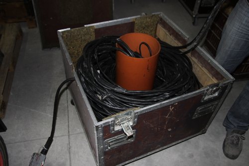 Csoportkbel 100 m 24 sv + 220 V kbel + kontnerb.JPG